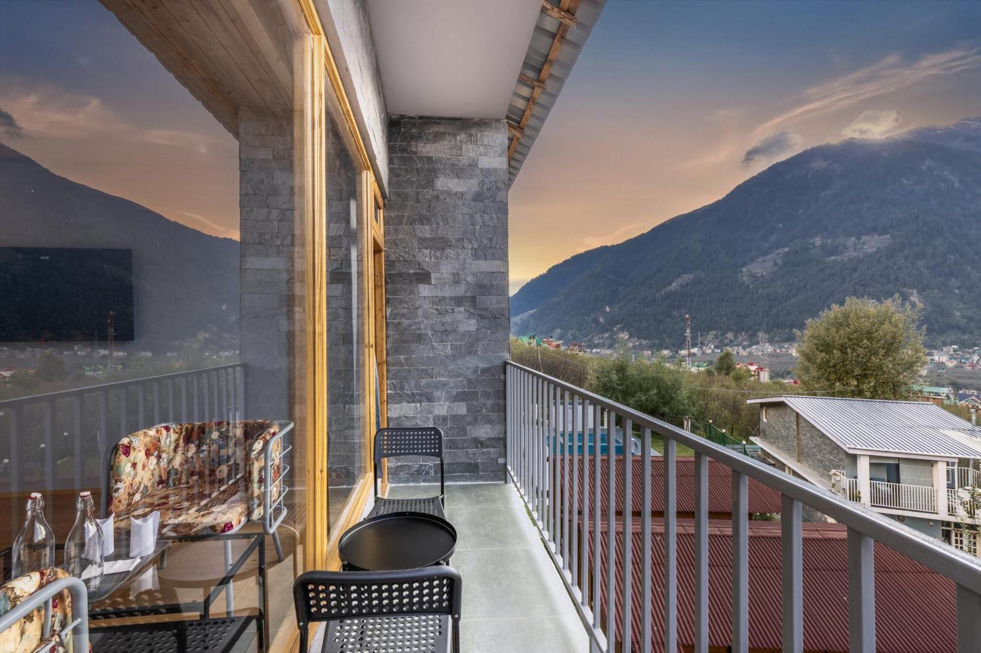 Echor Himalayan Heights Luxe Manali Hotel Exterior photo