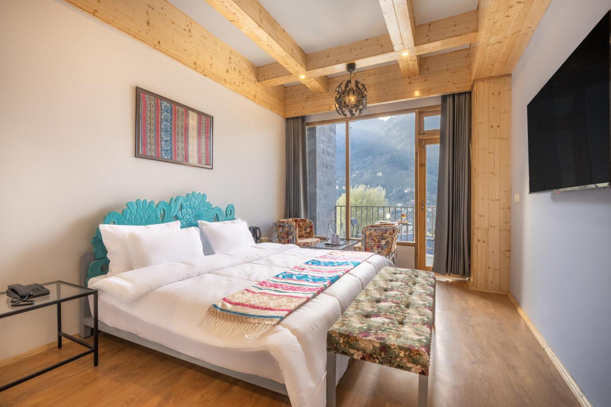 Echor Himalayan Heights Luxe Manali Hotel Exterior photo