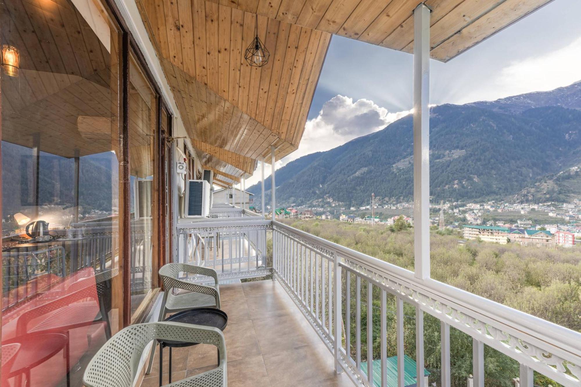 Echor Himalayan Heights Luxe Manali Hotel Exterior photo