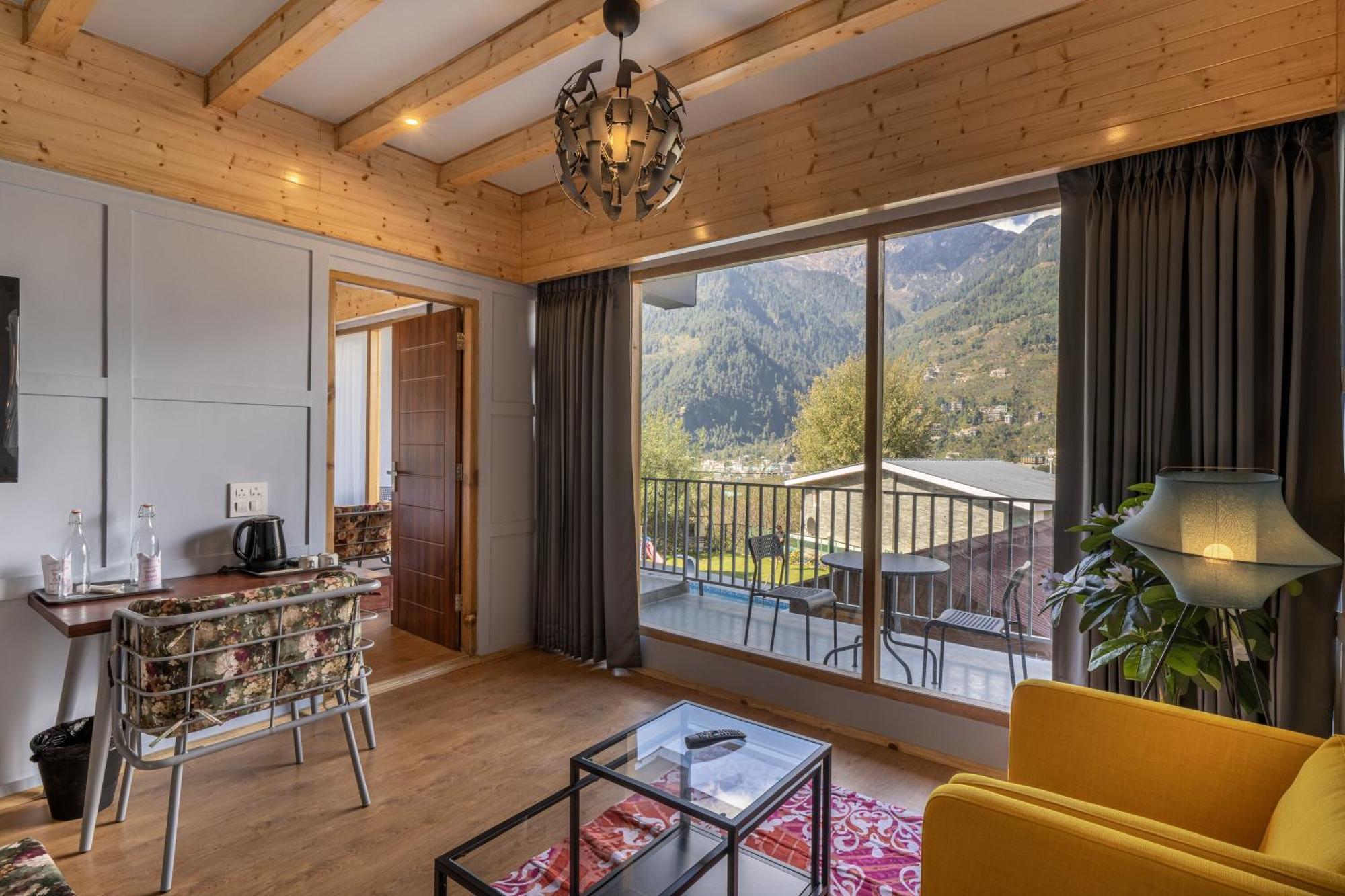 Echor Himalayan Heights Luxe Manali Hotel Exterior photo