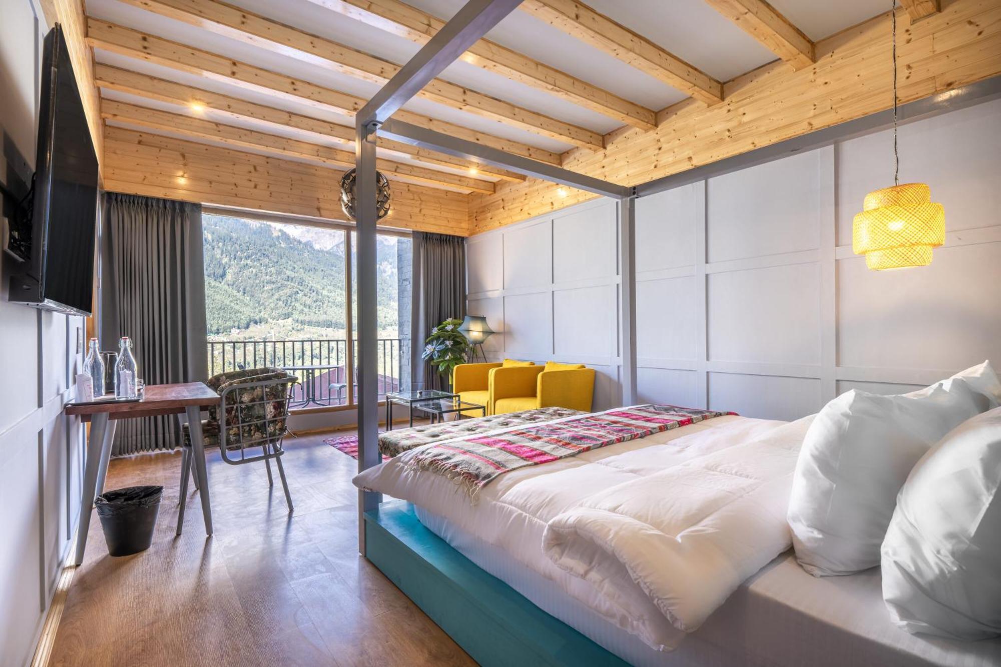 Echor Himalayan Heights Luxe Manali Hotel Exterior photo