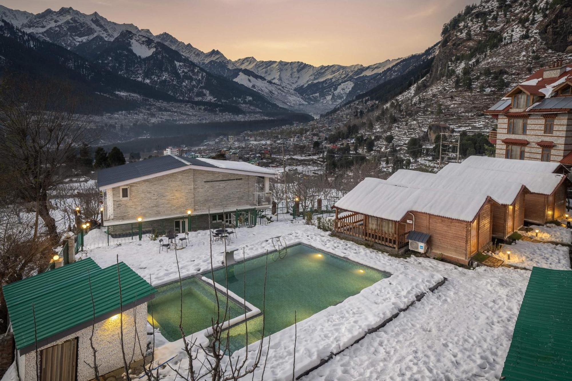 Echor Himalayan Heights Luxe Manali Hotel Exterior photo
