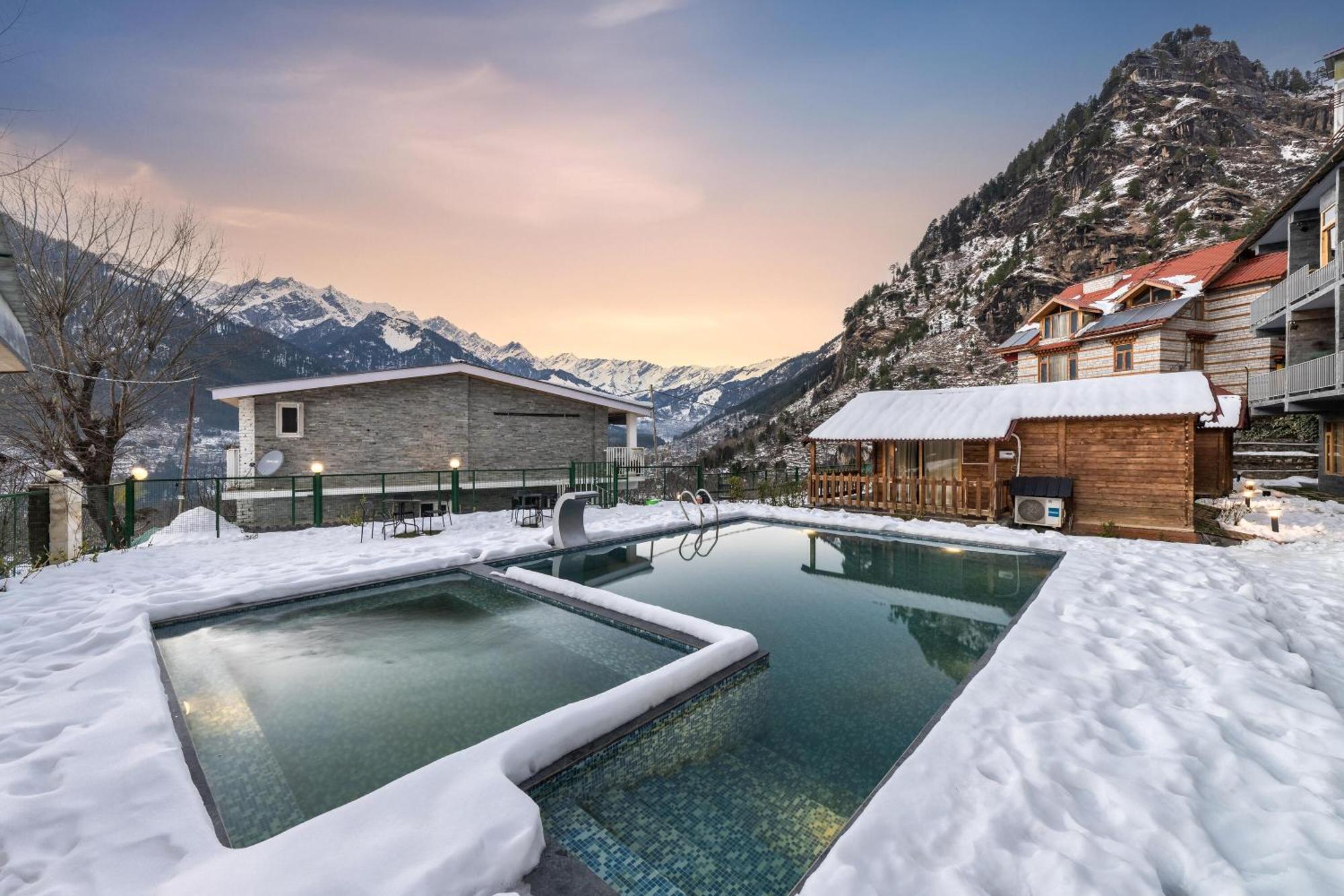 Echor Himalayan Heights Luxe Manali Hotel Exterior photo